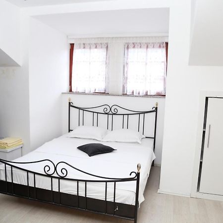 פריזרן Hotel Venisi מראה חיצוני תמונה