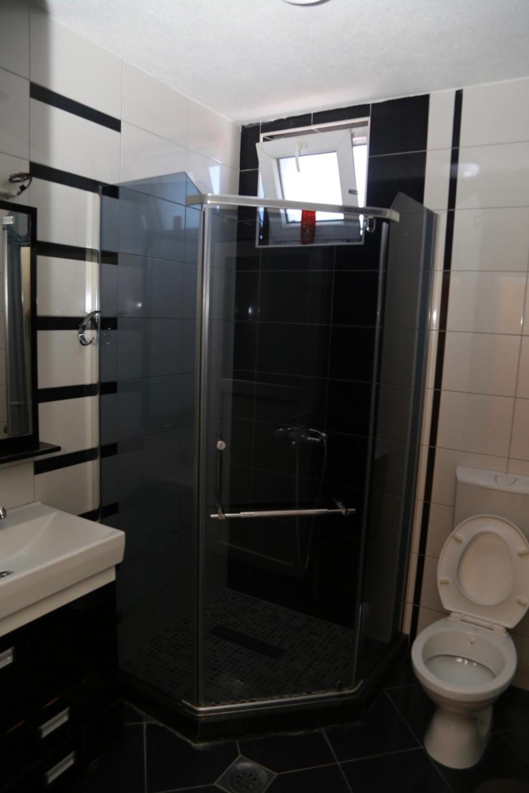 פריזרן Hotel Venisi מראה חיצוני תמונה