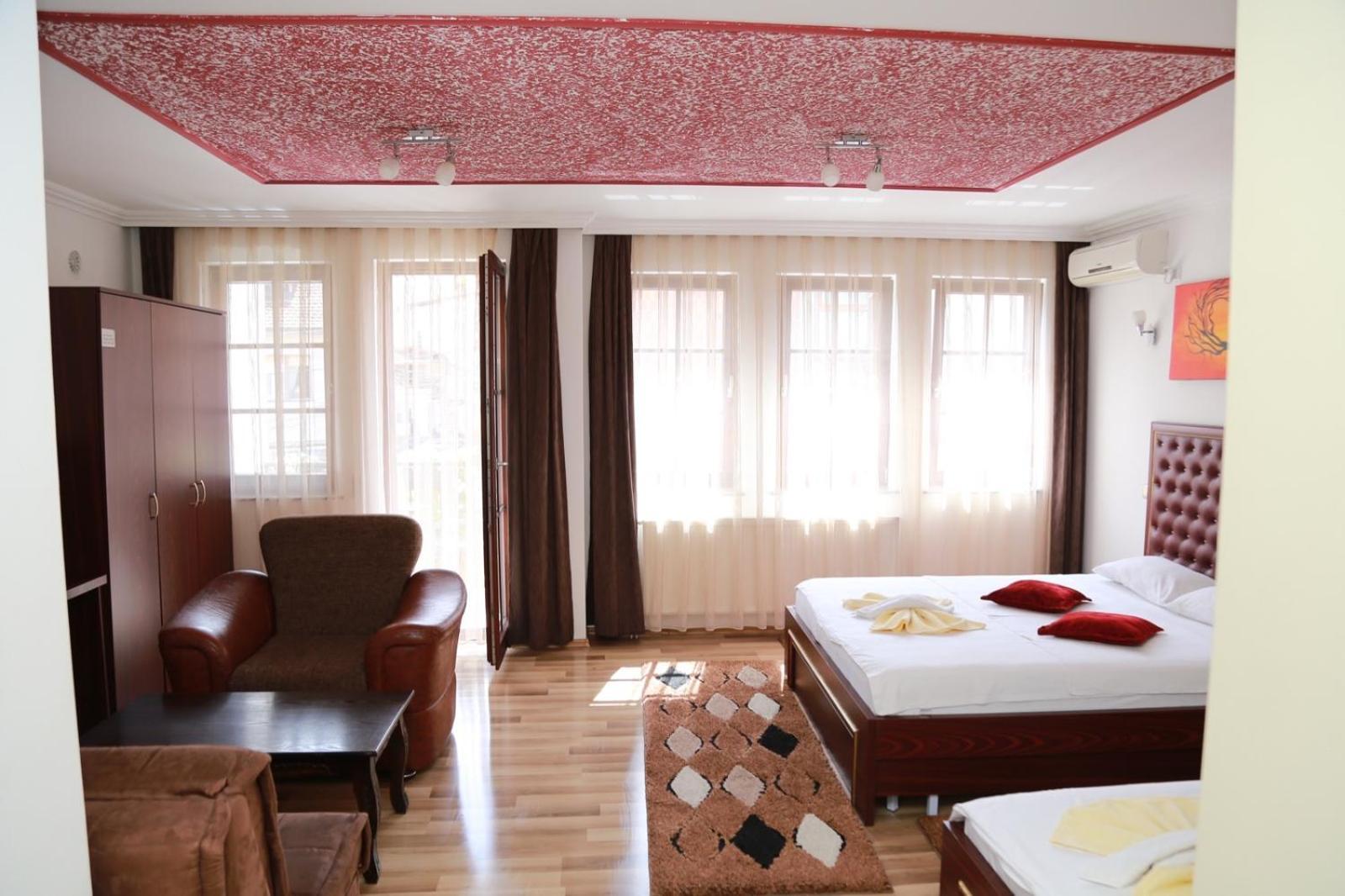 פריזרן Hotel Venisi מראה חיצוני תמונה